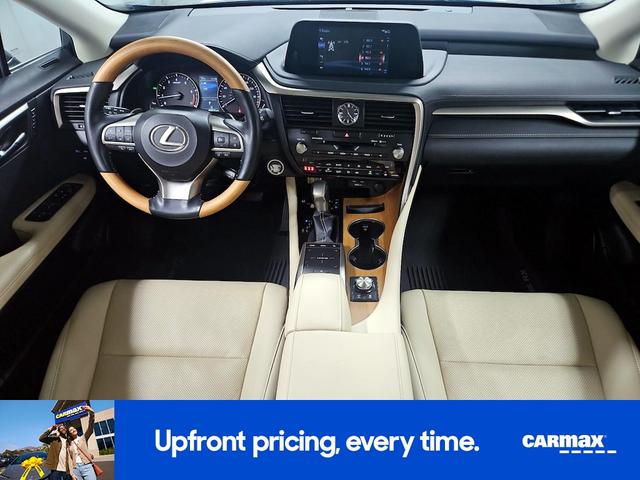 Photo of 2022 Green Lexus RX 350