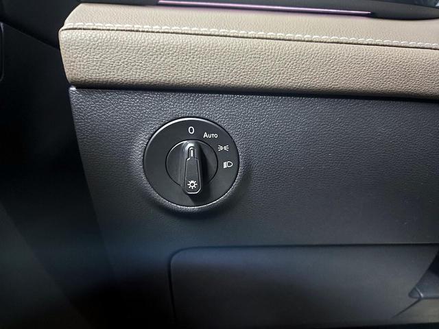 Photo of 2022 Blue Volkswagen Taos