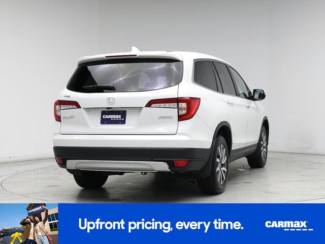 Photo of 2021 White Honda Pilot