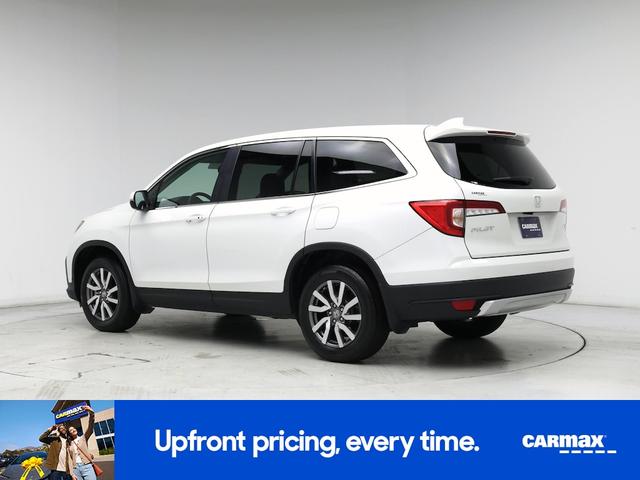 Photo of 2021 White Honda Pilot