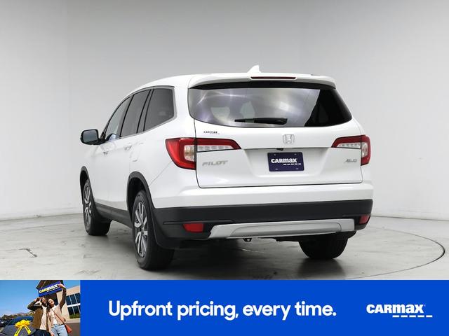 Photo of 2021 White Honda Pilot