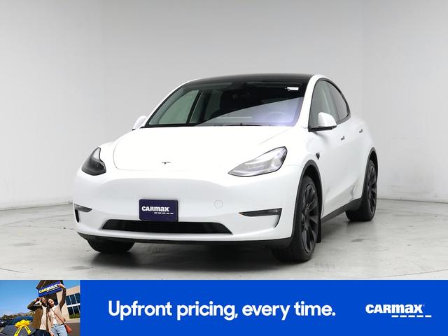 Photo of 2023 White Tesla Model Y