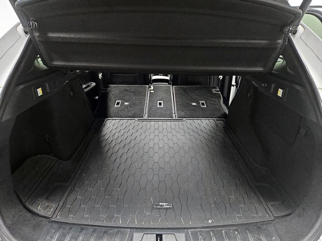 Photo of 2020 White Jaguar F-PACE