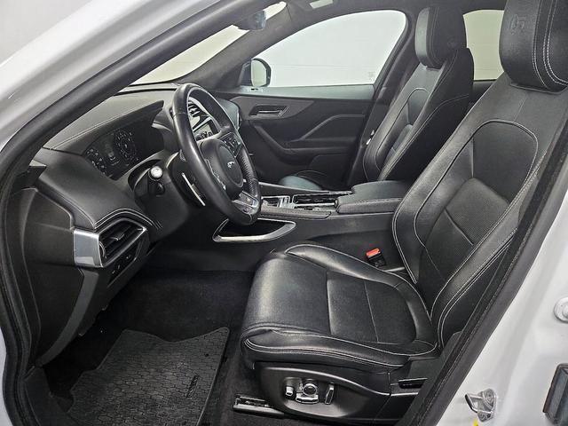 Photo of 2020 White Jaguar F-PACE