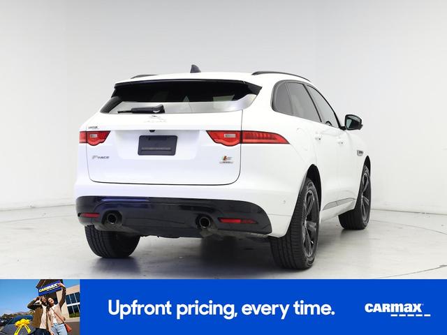 Photo of 2020 White Jaguar F-PACE