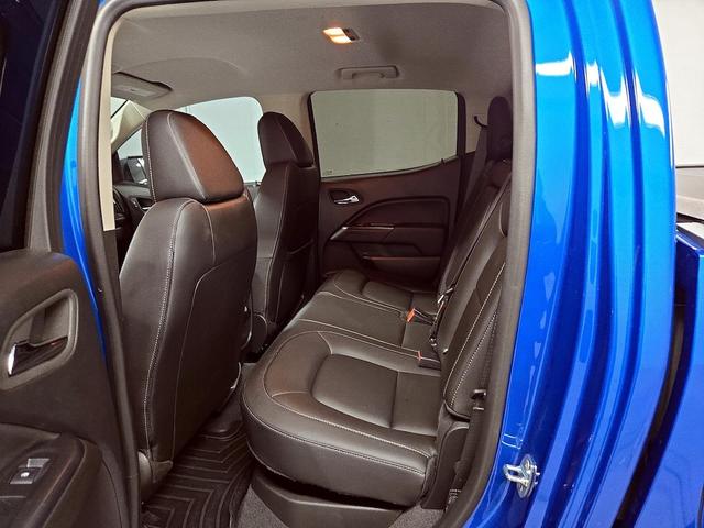 Photo of 2022 Blue GMC Canyon