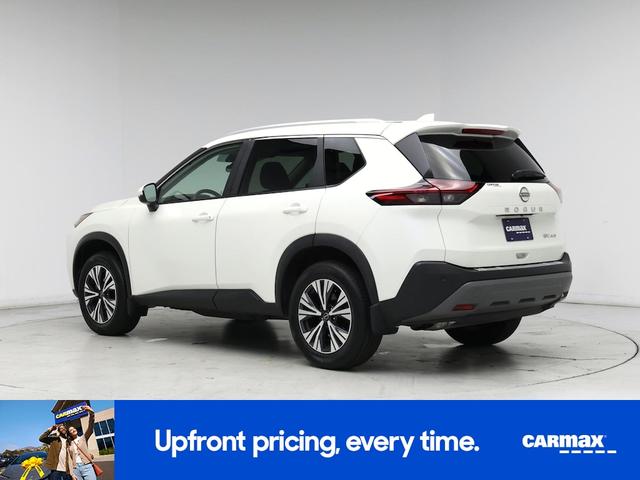 Photo of 2023 White Nissan Rogue
