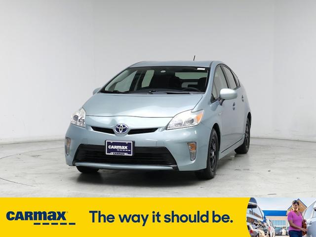 Photo of 2014 Green Toyota Prius