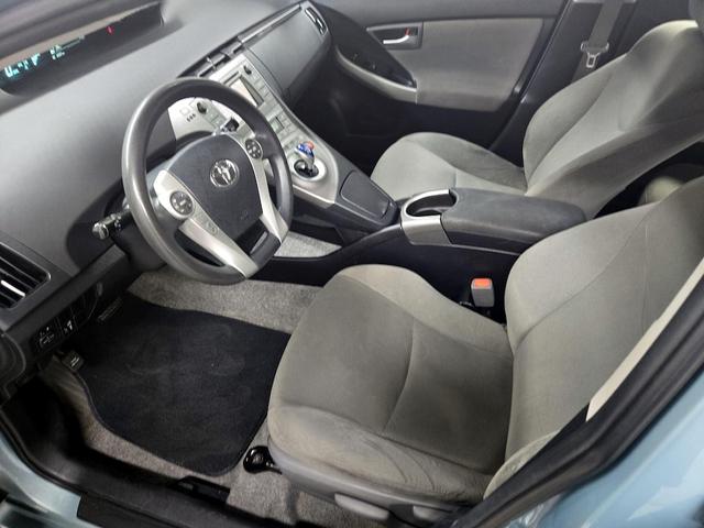 Photo of 2014 Green Toyota Prius