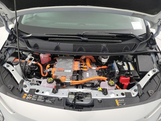 Photo of 2023 Silver Chevrolet Bolt EV