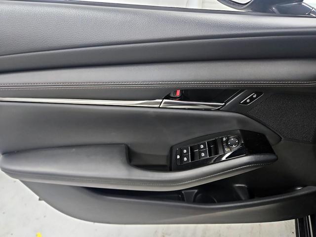 Photo of 2019 Gray Mazda Mazda3