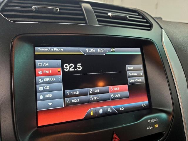 Photo of 2014 Red Ford Explorer