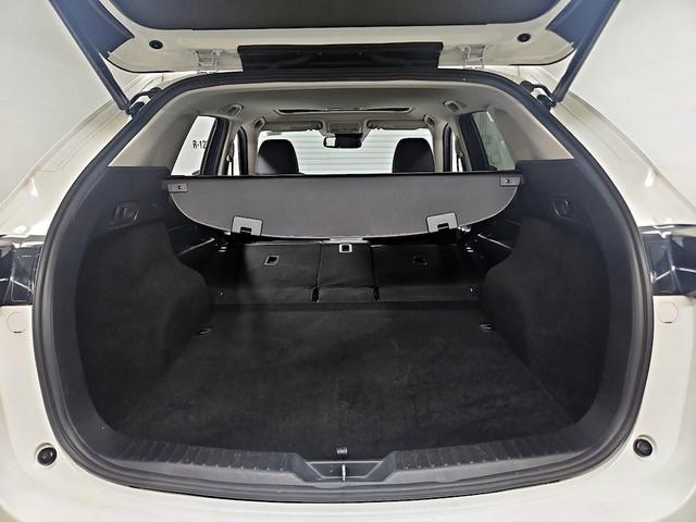 Photo of 2020 White Mazda CX-5