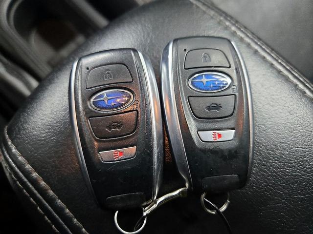Photo of 2016 White Subaru Forester