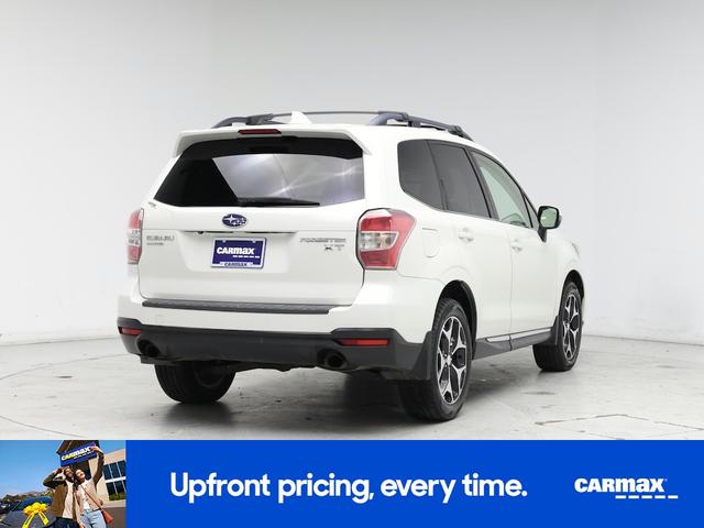 Photo of 2016 White Subaru Forester