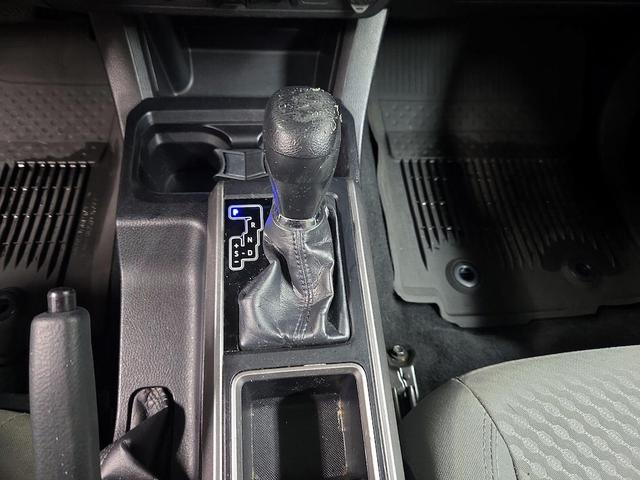 Photo of 2021 Silver Toyota Tacoma