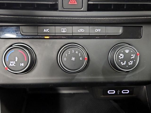 Photo of 2022 Black Volkswagen Jetta