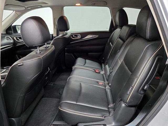 Photo of 2019 Silver INFINITI QX60