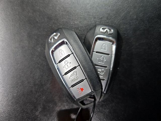 Photo of 2019 Silver INFINITI QX60