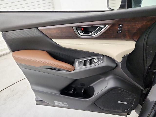 Photo of 2020 Gray Subaru Ascent