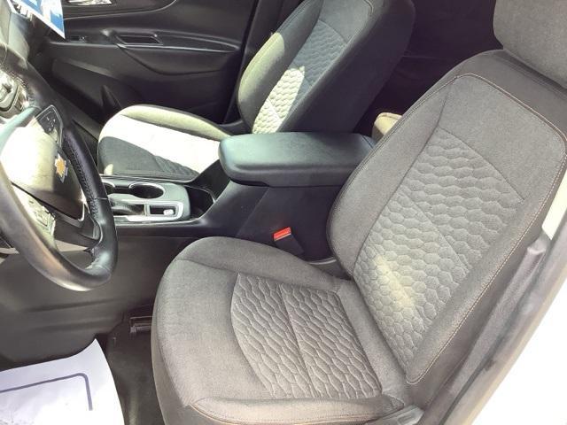 Photo of 2018 Summit White Chevrolet Equinox