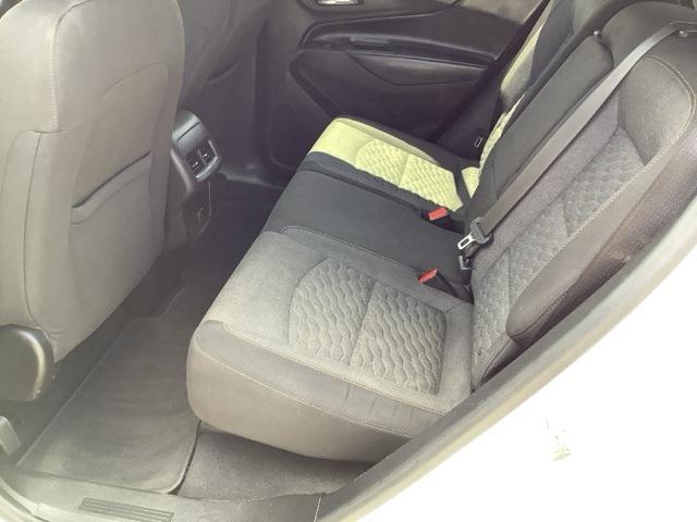 Photo of 2018 Summit White Chevrolet Equinox