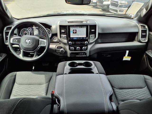 Photo of 2025 Bright White Clearcoat RAM 1500