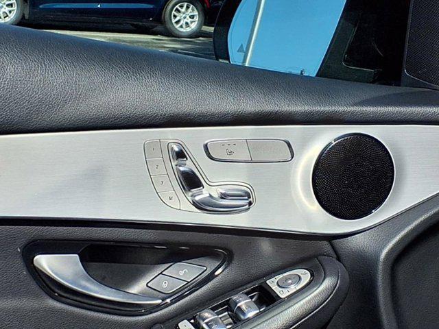Photo of 2021 Black Mercedes-Benz GLC 300