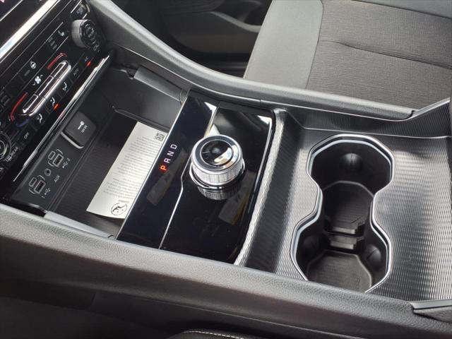 Photo of 2025 Bright White Clearcoat Jeep Grand Cherokee L