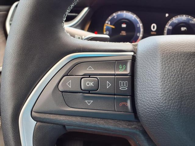 Photo of 2025 Baltic Gray Metallic Clearcoat Jeep Grand Cherokee L