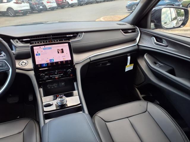 Photo of 2025 Baltic Gray Metallic Clearcoat Jeep Grand Cherokee L