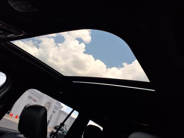 Photo of 2025 Baltic Gray Metallic Clearcoat Jeep Grand Cherokee L