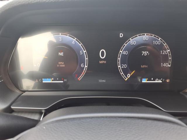 Photo of 2025 Silver Zynith Jeep Grand Cherokee L