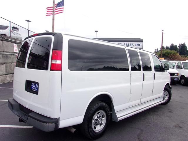 Photo of 2016 White Chevrolet Express 3500