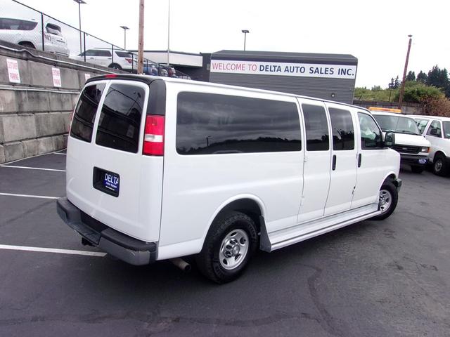Photo of 2016 White Chevrolet Express 3500