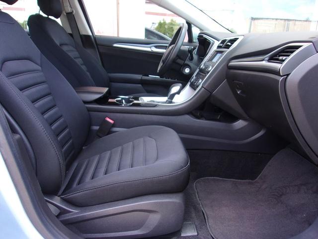 Photo of 2014 Teal Ford Fusion Hybrid