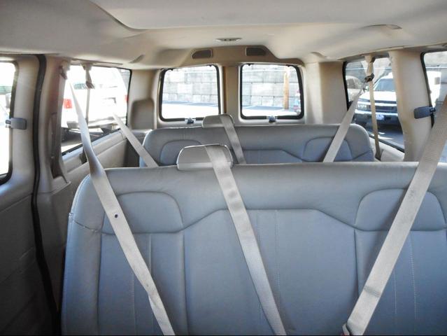 Photo of 2014 Yellow Chevrolet Express 1500