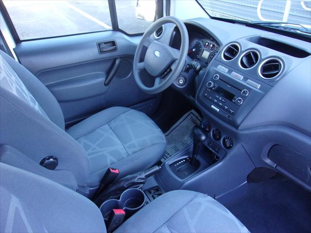 Photo of 2013 Silver Ford Transit Connect