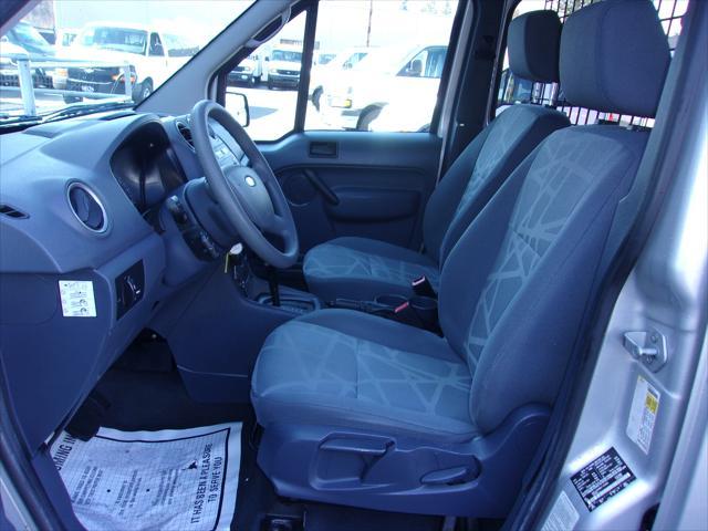 Photo of 2013 Silver Ford Transit Connect