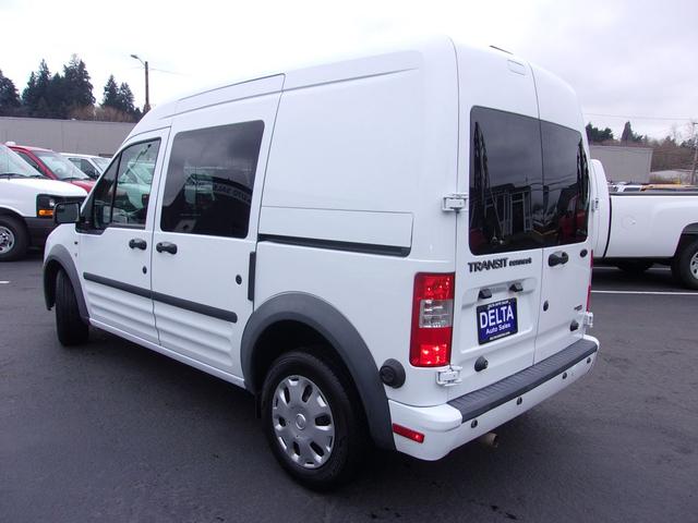 Photo of 2013 White Ford Transit Connect