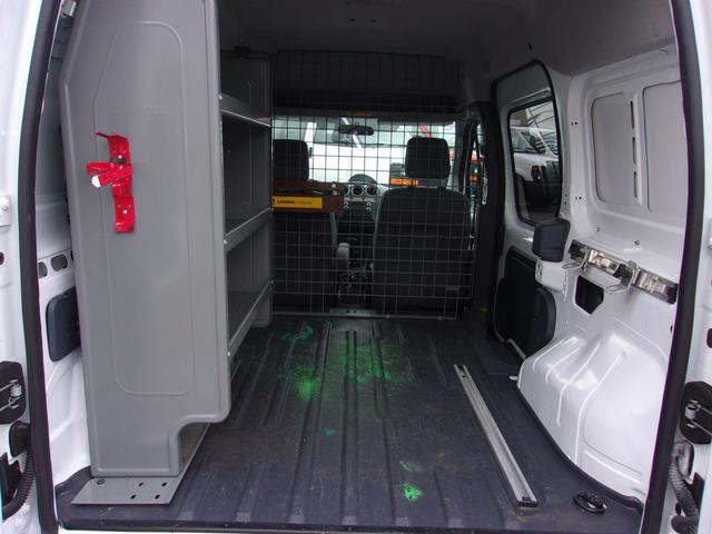 Photo of 2013 White Ford Transit Connect
