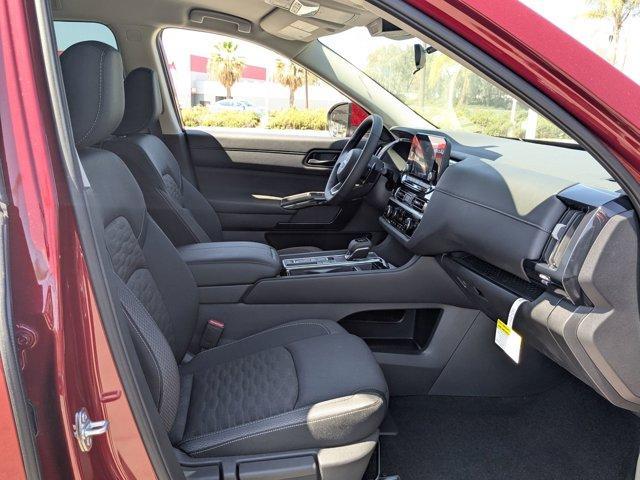 Photo of 2025 Scarlet Ember Nissan Pathfinder