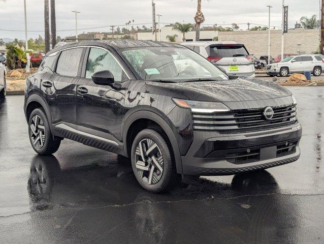 Photo of 2025 Super Black Nissan Kicks