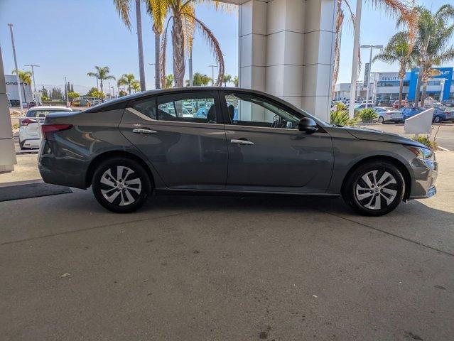 Photo of 2025 Gun Metallic Nissan Altima