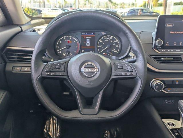 Photo of 2025 Gun Metallic Nissan Altima