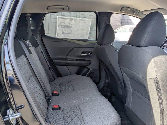Photo of 2025 Super Black Nissan Kicks