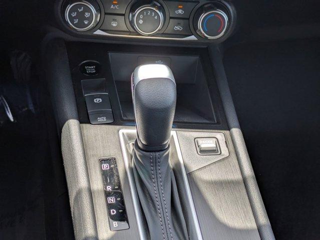 Photo of 2025 Gun Metallic Nissan Kicks