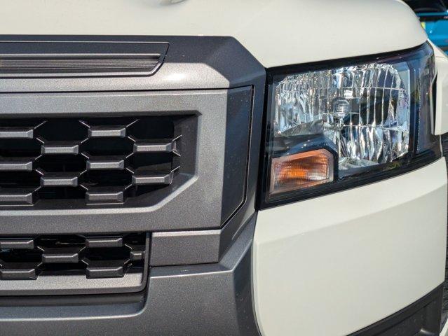 Photo of 2025 Glacier White Nissan Frontier