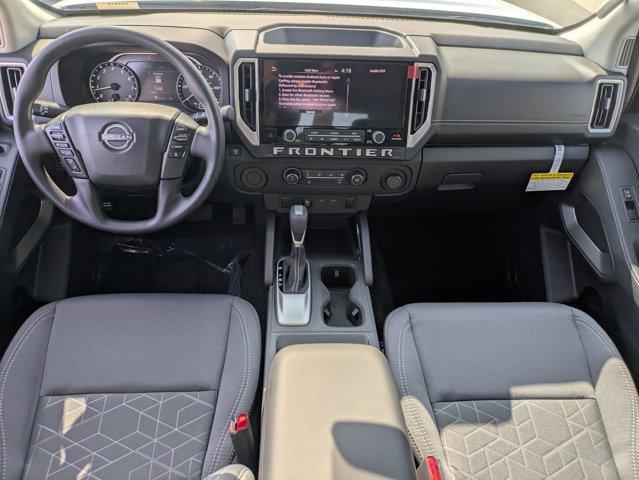 Photo of 2025 Glacier White Nissan Frontier