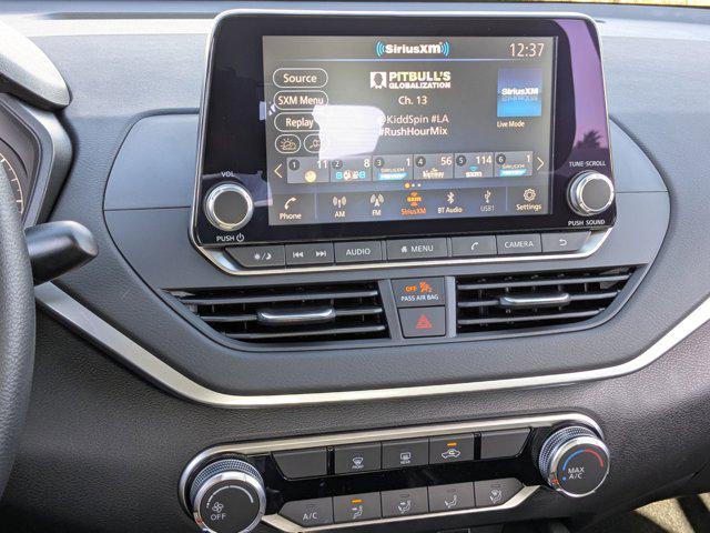 Photo of 2025 Gun Metallic Nissan Altima